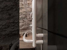 Załaduj i odtwórz wideo w przeglądarce galerii, Kaskada z półką 9 White
 фото 11